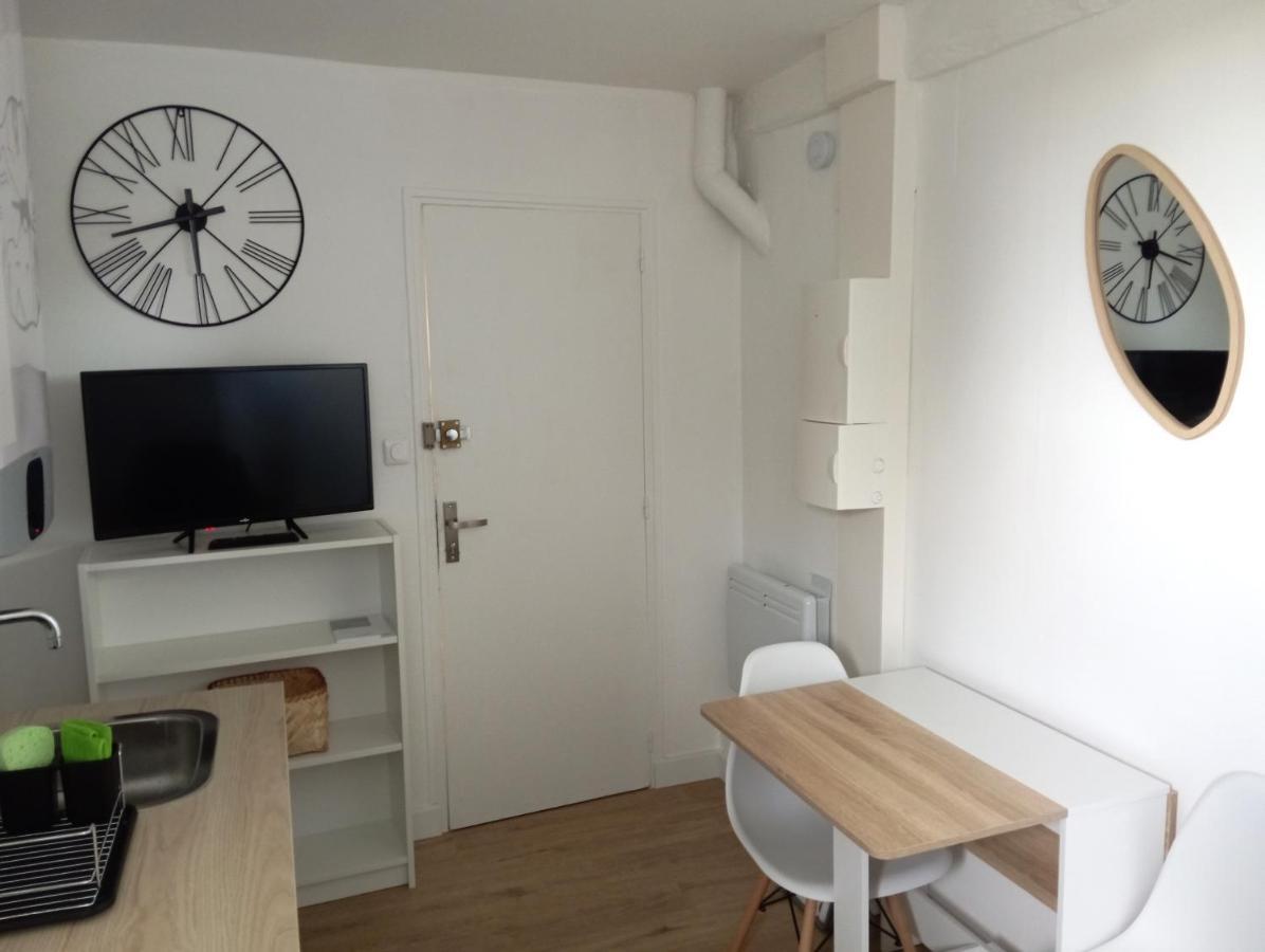 Appartement Cosy Plein Centre Conches-en-Ouche Exterior foto